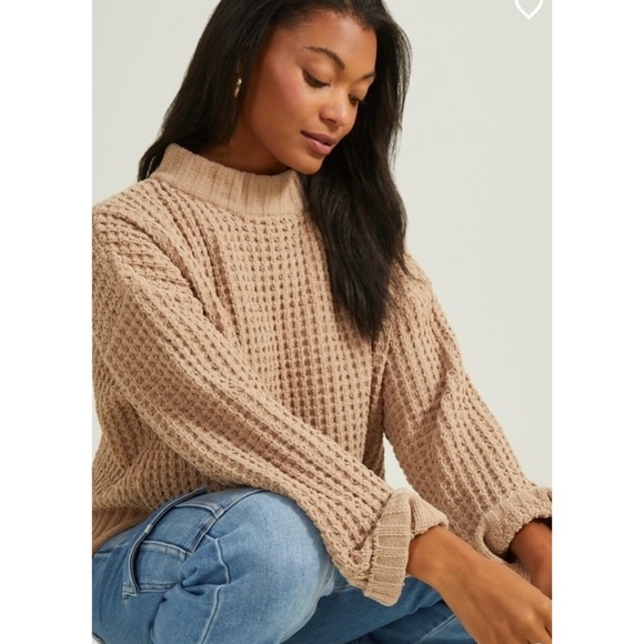 Altar’d State Tan Chenille Sweater Size L - Picture 3 of 8